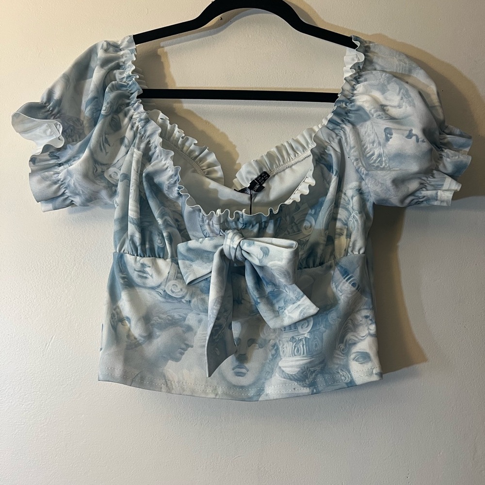NWT renaissance pattern ruched tie bust